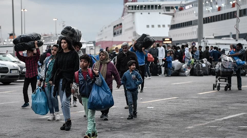 Έπρεπε να περάσουν πέντε μήνες για να αντιληφθεί η κυβέρνηση ότι «το μεταναστευτικό-προσφυγικό είναι μείζον εθνικό θέμα»!